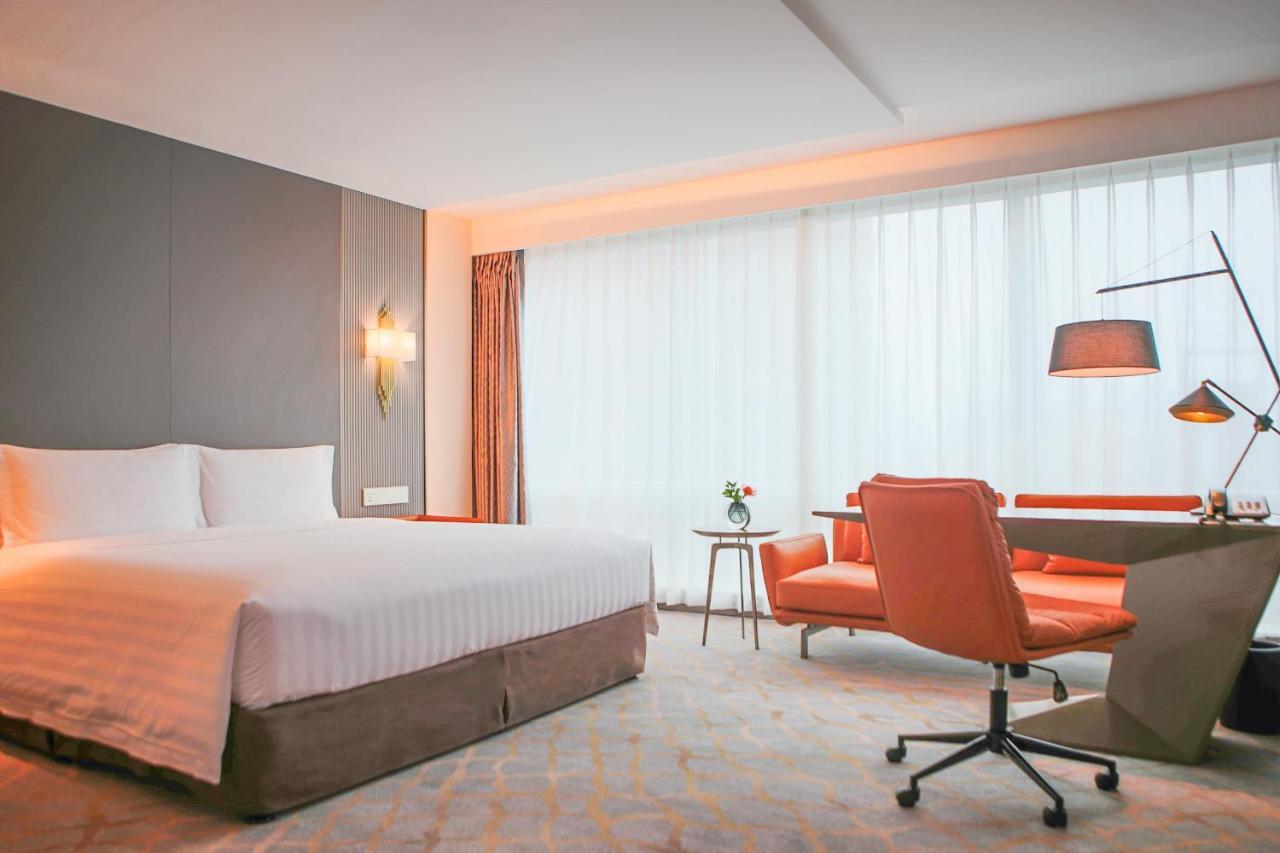 Pullman Shanghai Central - In Xintiandi & Yu Garden Area Екстериор снимка