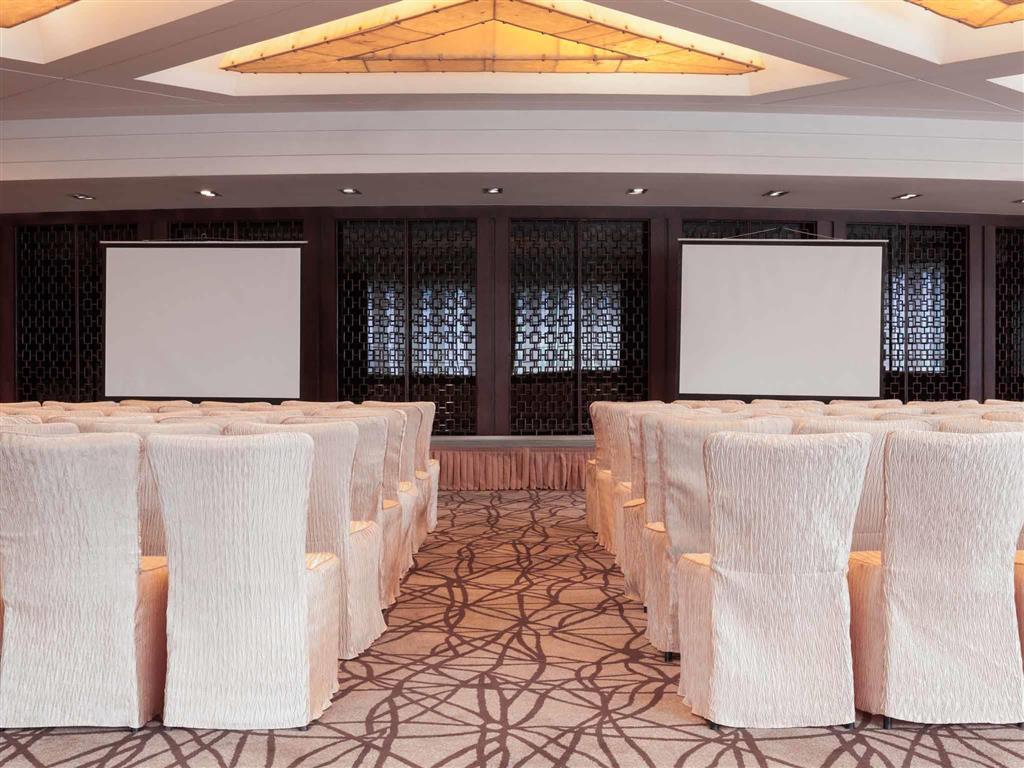 Pullman Shanghai Central - In Xintiandi & Yu Garden Area Екстериор снимка