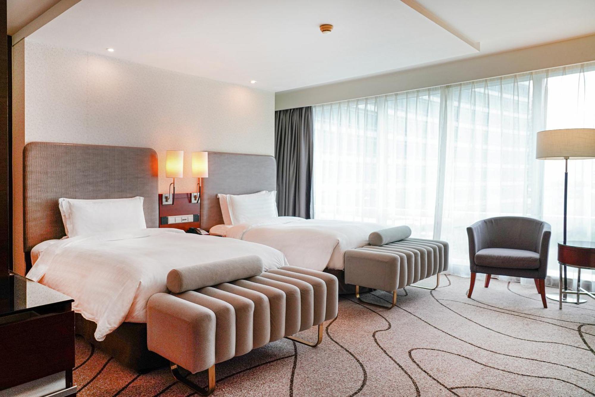 Pullman Shanghai Central - In Xintiandi & Yu Garden Area Екстериор снимка